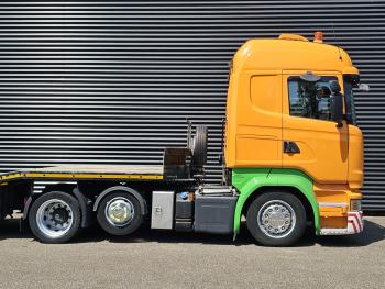 Scania R410 6x2 + NOOTEBOOM TIEFLADER